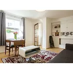 Elegant 1Bdr W/Private Garden In Vibrant Brighton